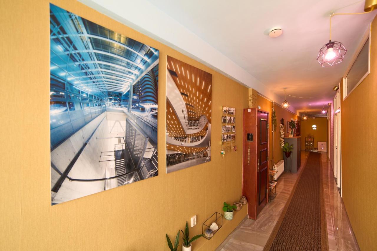 #rijnapartment Airborne & Lovely Rijnkade Apartment