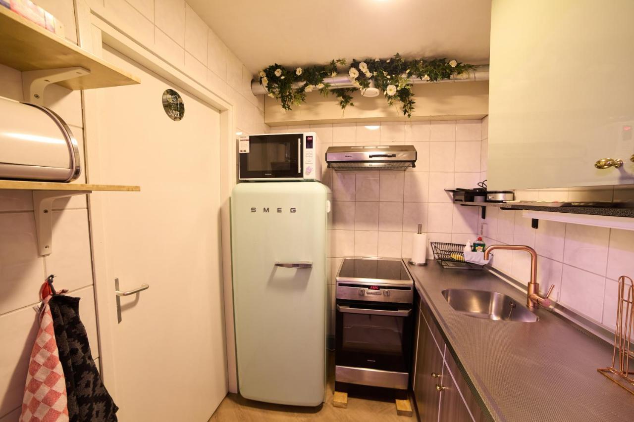 Apartment #rijnapartment Airborne & Lovely Rijnkade