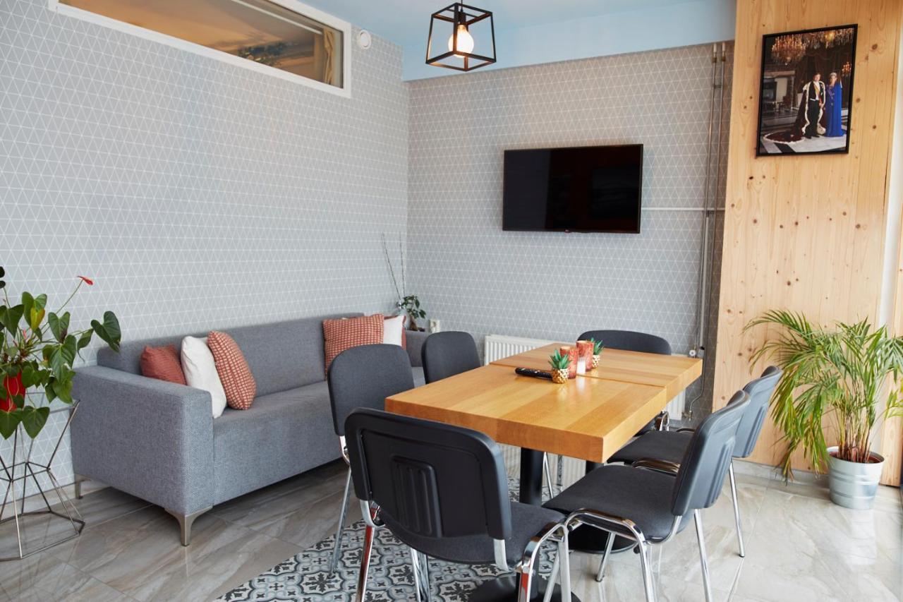 #rijnapartment Airborne & Lovely Rijnkade Apartment